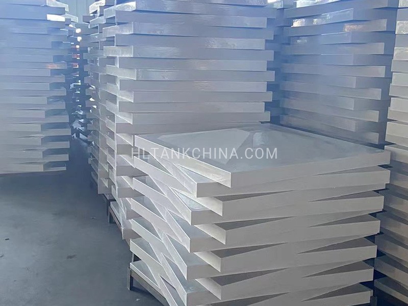 FRP water tank panel hydrostatic testing before packing FRP water tank panel hydrostatic testing before packing